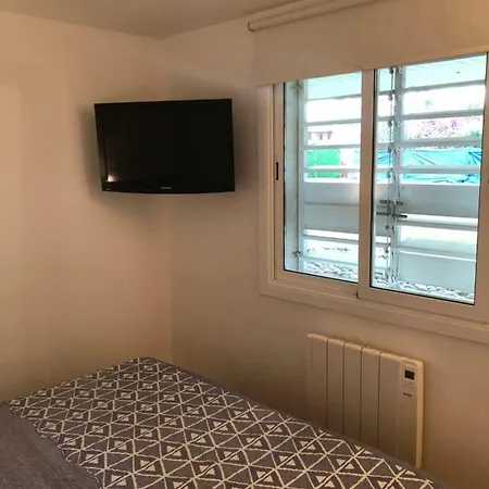 En Sitges, Primera Linea De Playa Homestay