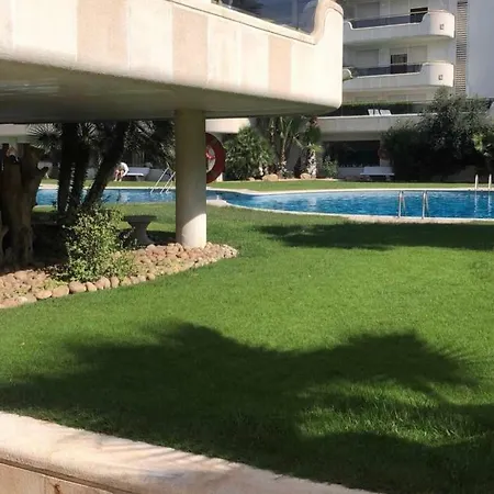 En Sitges, Primera Linea De Playa Homestay